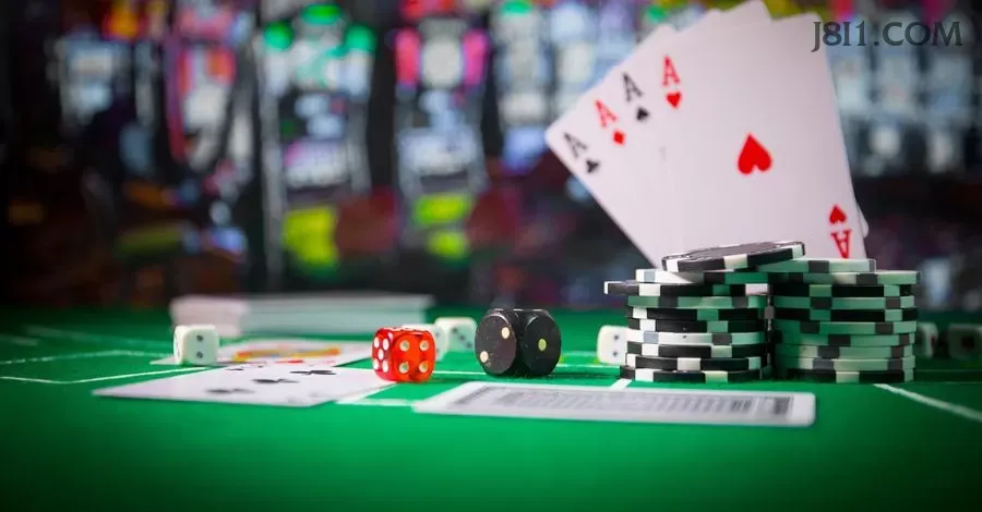 Roleta e blackjack j8